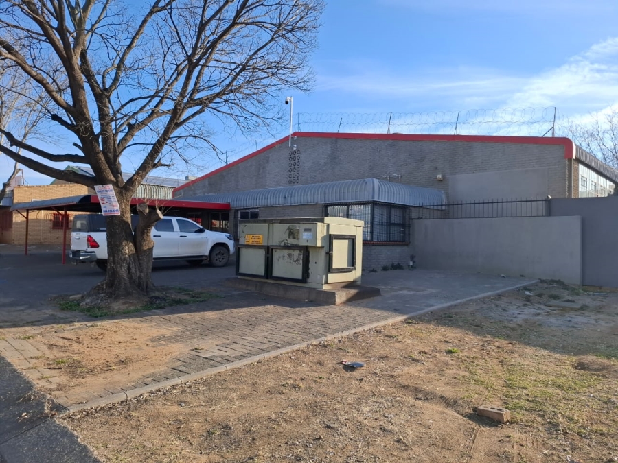To Let Commercial Property for Rent in Oos Einde Free State